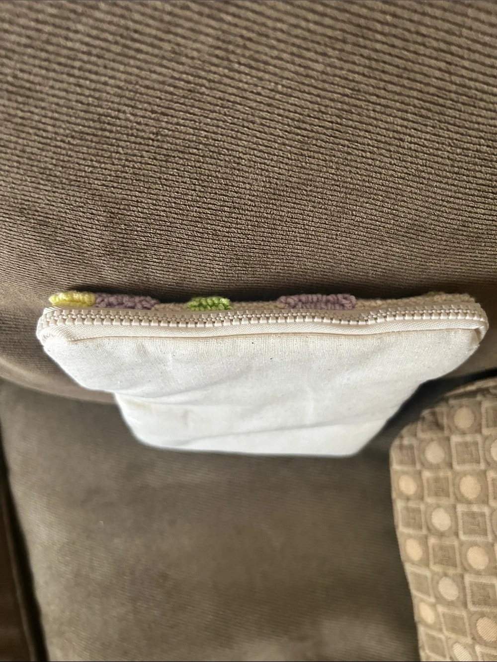 Kindle/Tablet Cover/Sleeve. 7” Handhooked Floral Zip Pouch in Lavender & Cream